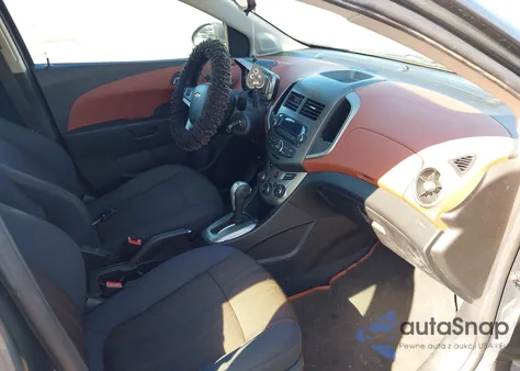 2013 Chevrolet Sonic Lt Auto z USA, uszkodzony, nr VIN 1G1JC6SH5D4119851